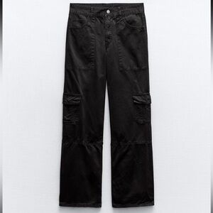 Zara Mid-rise Black Cargo Pants